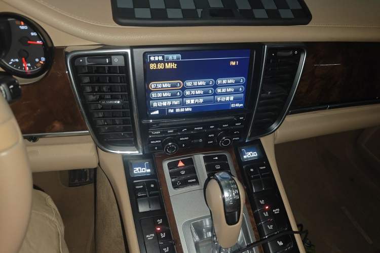 Used Porsche Panamera 2010 Panamera 4S 4.8L Audio And AC Panel