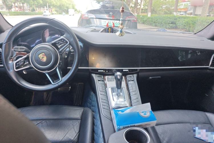 Used Porsche Panamera 2010 Panamera 3.6L Center Console