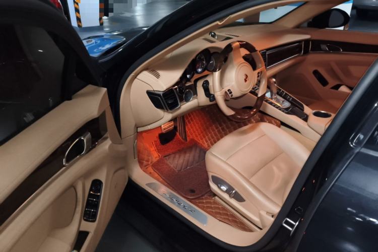 Used Porsche Panamera 2010 Panamera 3.6L Driver Seat