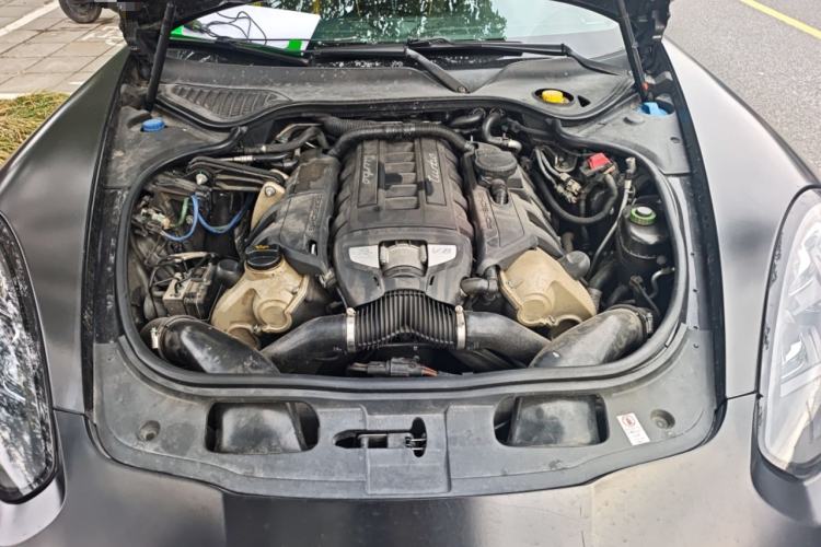 Used Porsche Panamera 2010 Panamera Turbo 4.8T Engine Bay