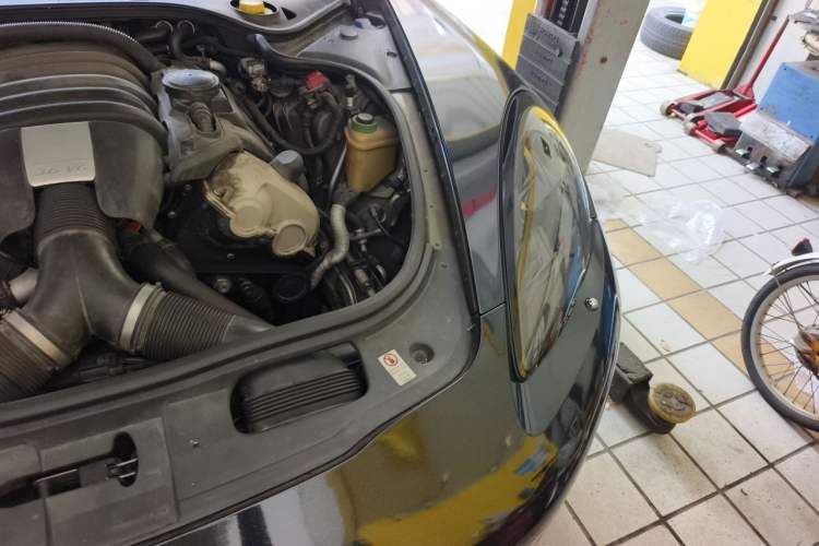 Used Porsche Panamera 2010 Panamera 4 3.6L Engine Bay Left