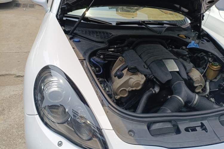 Used Porsche Panamera 2010 Panamera 3.6L Engine Bay Right