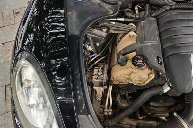 Used Porsche Panamera 2010 Panamera 3.6L Engine Bay Right