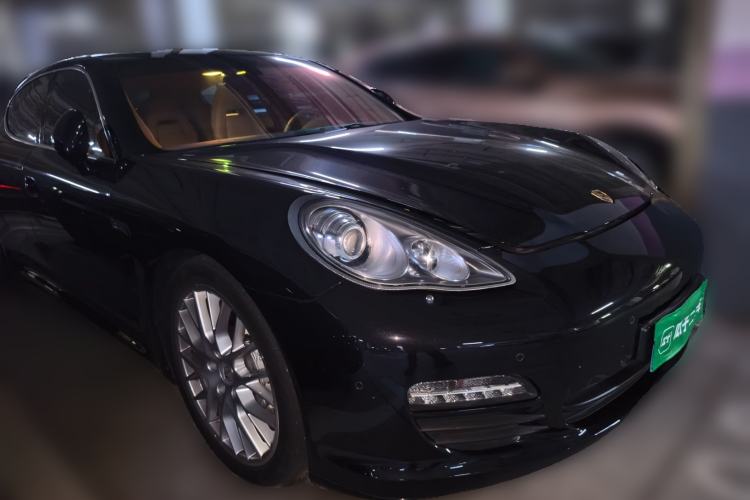 Used Porsche Panamera 2010 Panamera S 4.8L Front Right 45 Deg