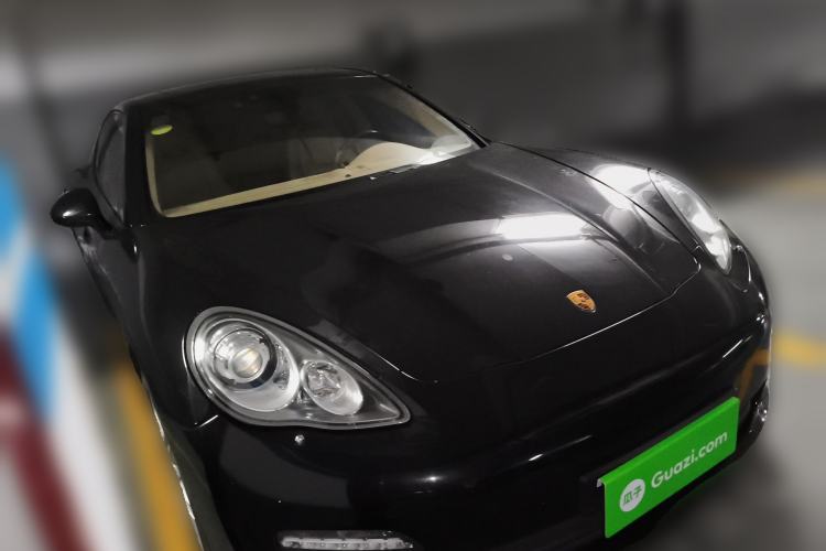 Used Porsche Panamera 2010 Panamera 3.6L Front Right 45 Deg