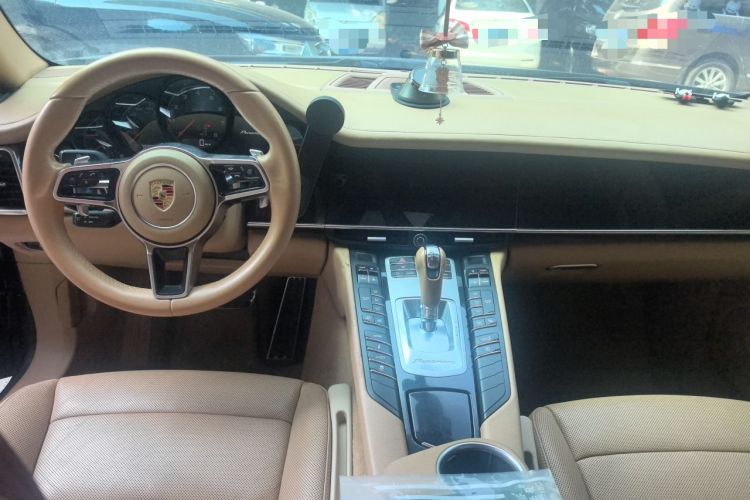 Used Porsche Panamera 2010 Panamera 4 3.6L Center Console