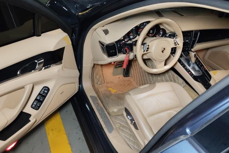 Used Porsche Panamera 2010 Panamera 3.6L Driver Seat