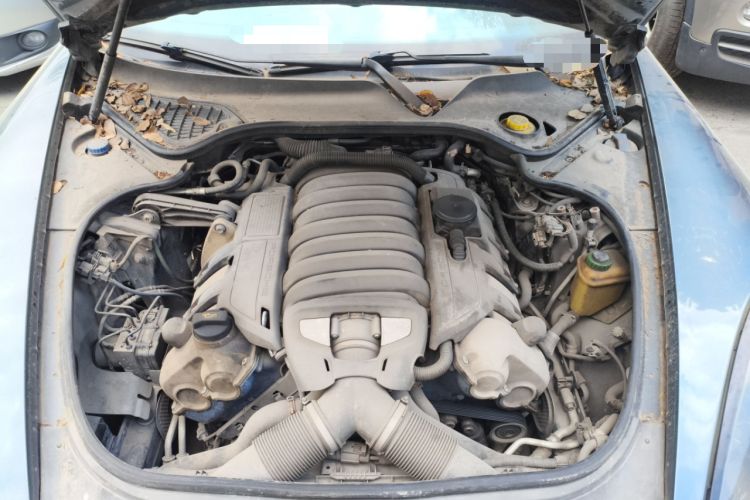 Used Porsche Panamera 2010 Panamera 4S 4.8L Engine Bay