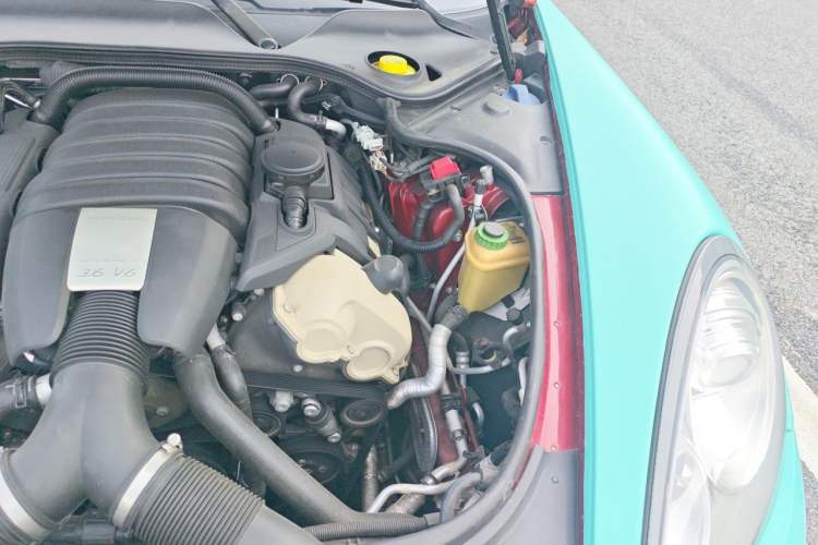 Used Porsche Panamera 2010 Panamera 3.6L Engine Bay Left
