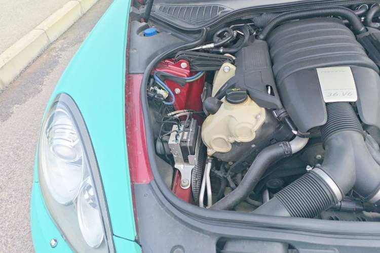 Used Porsche Panamera 2010 Panamera 3.6L Engine Bay Right