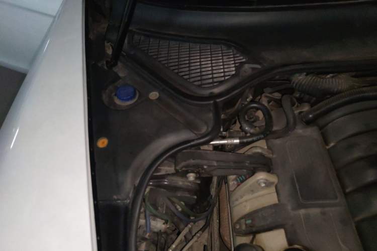 Used Porsche Panamera 2010 Panamera 3.6L Engine Bay Right