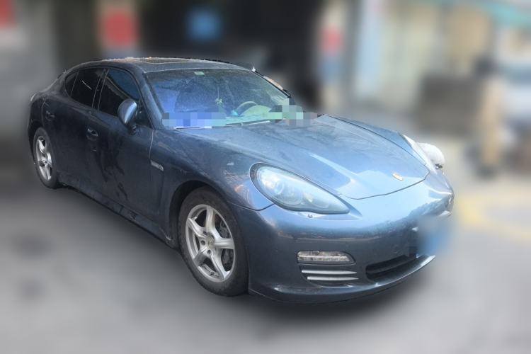 Used Porsche Panamera 2010 Panamera 4 3.6L Front Right 45 Deg