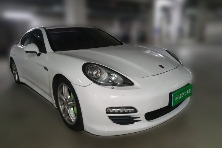 Used Porsche Panamera 2010 Panamera 3.6L Front Right 45 Deg