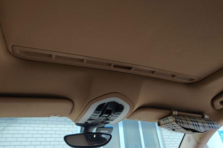 Used Porsche Panamera 2010 Panamera 4 3.6L Headliner