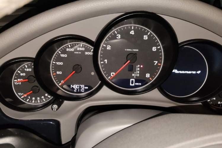 Used Porsche Panamera 2010 Panamera 4 3.6L Instrument Cluster