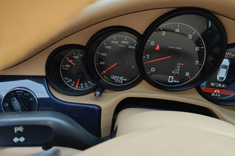 Used Porsche Panamera 2010 Panamera 4 3.6L Odometer Close Up