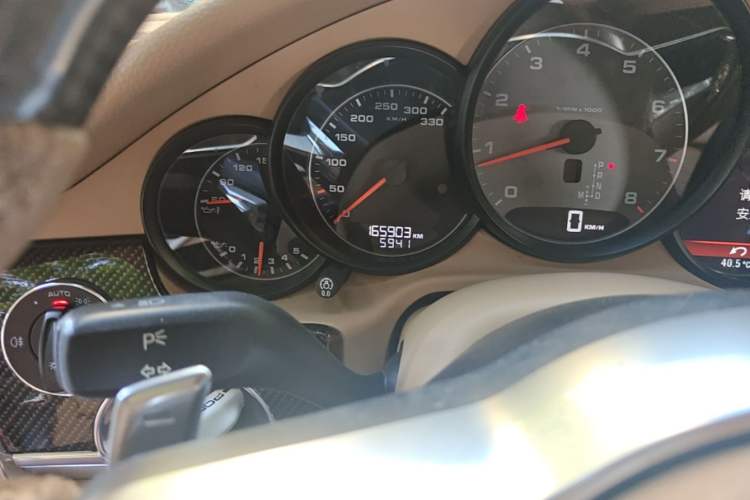 Used Porsche Panamera 2010 Panamera 4S 4.8L Odometer Close Up