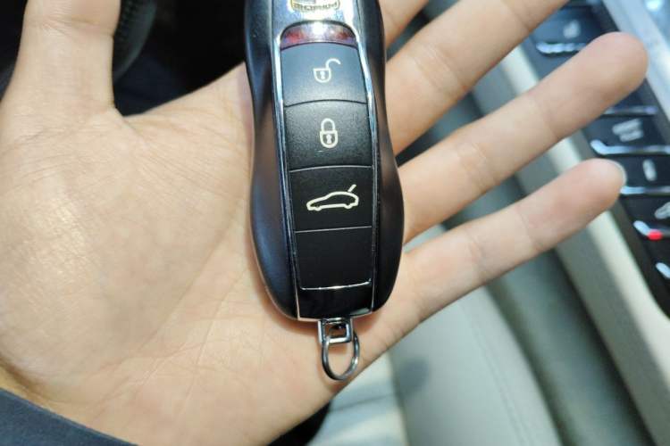 Used Porsche Panamera 2010 Panamera Turbo 4.8T Vehicle Key