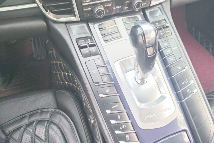 Used Porsche Panamera 2010 Panamera 3.6L Audio And AC Panel