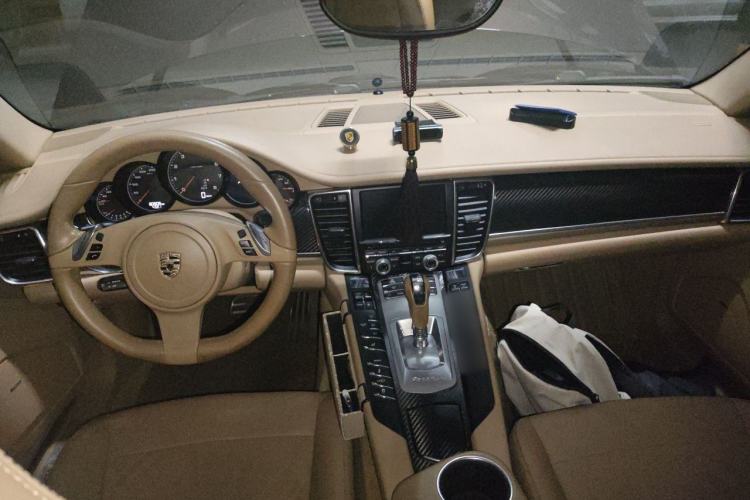 Used Porsche Panamera 2010 Panamera 3.6L Center Console