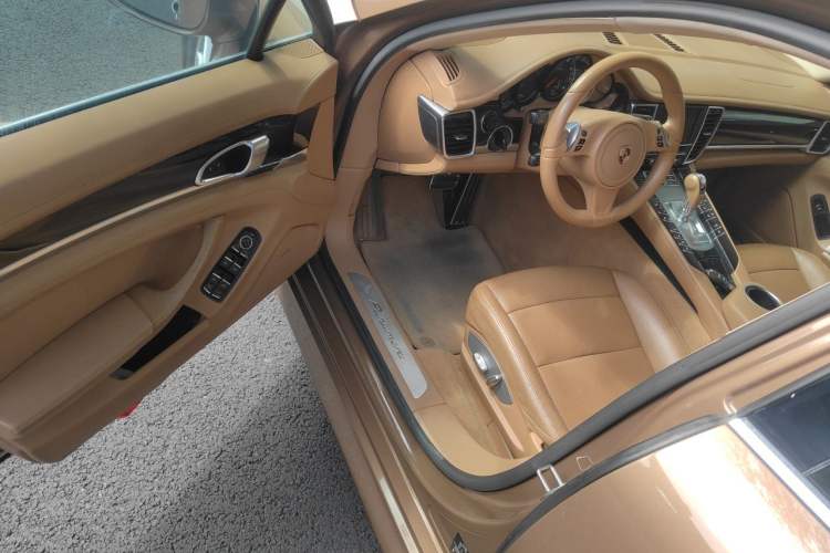 Used Porsche Panamera 2010 Panamera 3.6L Driver Seat