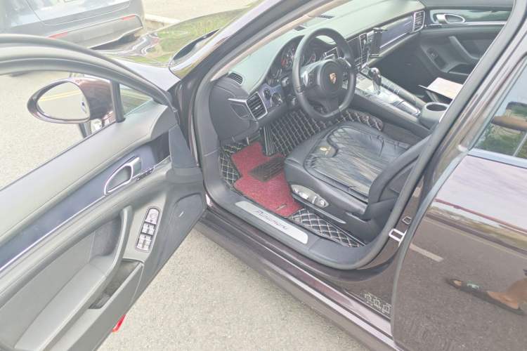 Used Porsche Panamera 2010 Panamera 3.6L Driver Seat