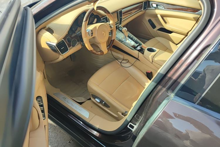 Used Porsche Panamera 2010 Panamera 4 3.6L Driver Seat