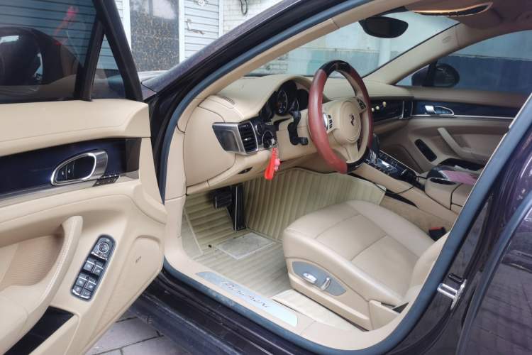 Used Porsche Panamera 2010 Panamera 3.6L Driver Seat