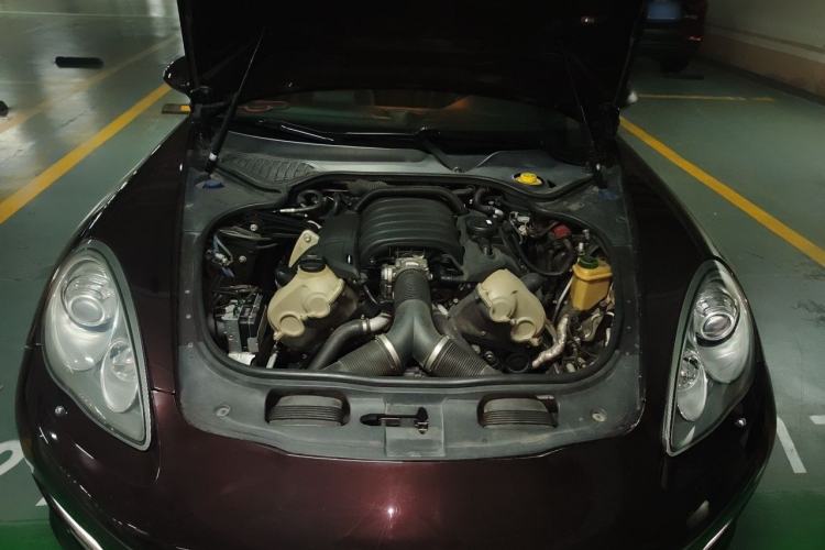 Used Porsche Panamera 2010 Panamera 4 3.6L Engine Bay