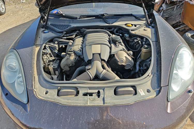 Used Porsche Panamera 2010 Panamera 4 3.6L Engine Bay