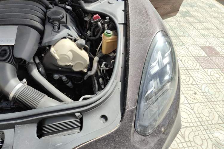 Used Porsche Panamera 2010 Panamera 3.6L Engine Bay Left