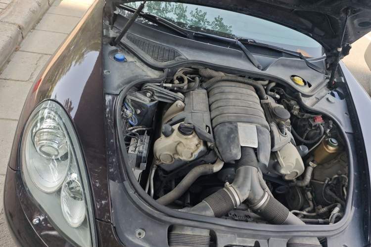 Used Porsche Panamera 2010 Panamera 3.6L Engine Bay Right