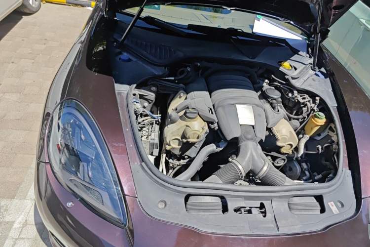 Used Porsche Panamera 2010 Panamera 3.6L Engine Bay Right