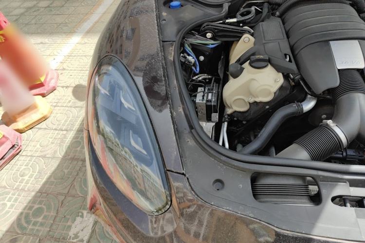 Used Porsche Panamera 2010 Panamera 3.6L Engine Bay Right
