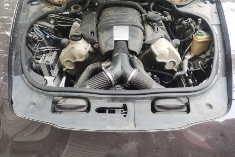 Used Porsche Panamera 2010 Panamera 3.6L Engine Bay