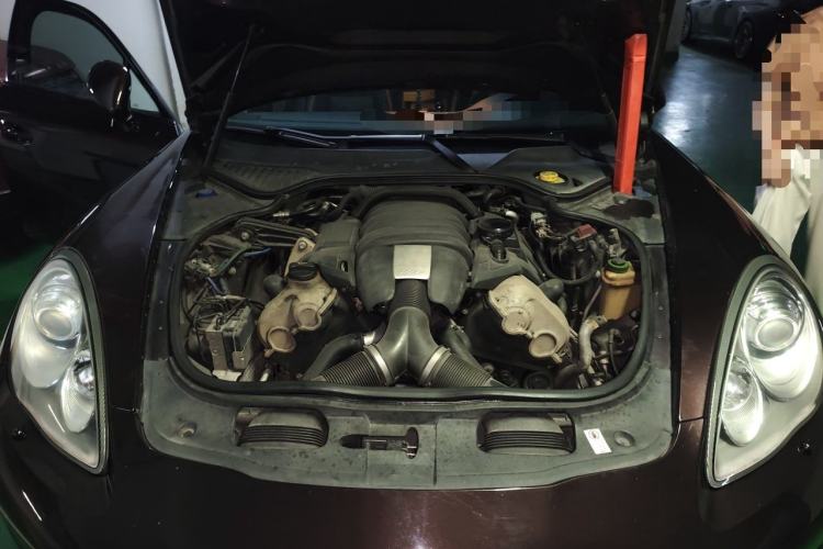 Used Porsche Panamera 2010 Panamera 3.6L Engine Bay
