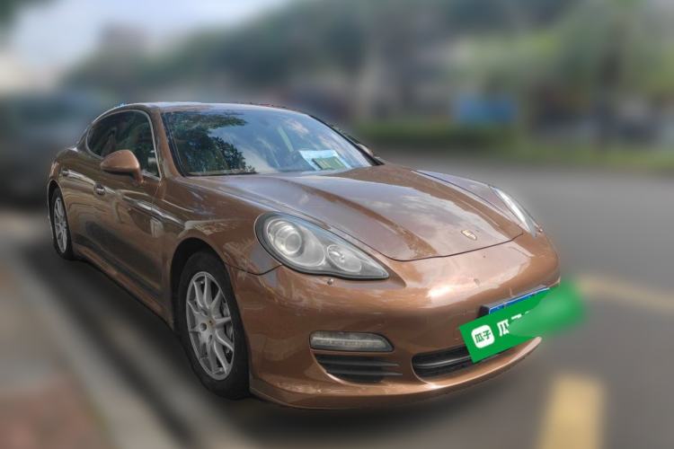 Used Porsche Panamera 2010 Panamera 3.6L Front Right 45 Deg