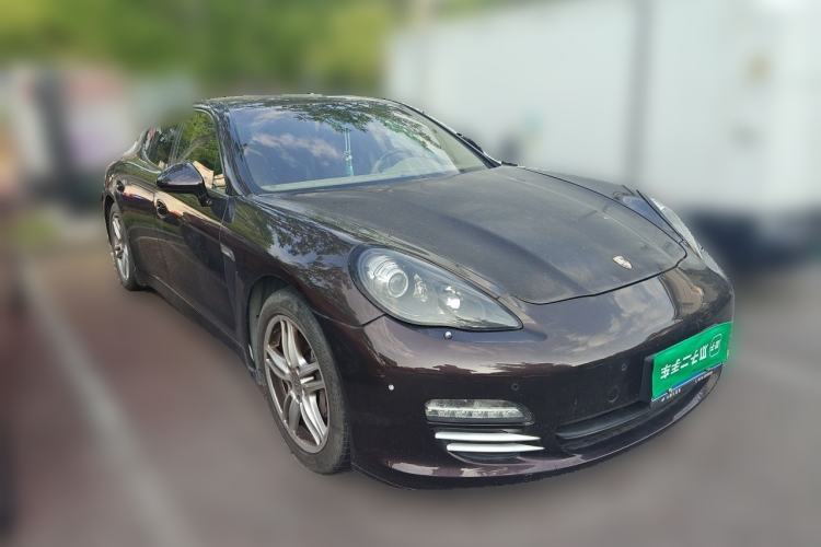 Used Porsche Panamera 2010 Panamera 4 3.6L Front Right 45 Deg