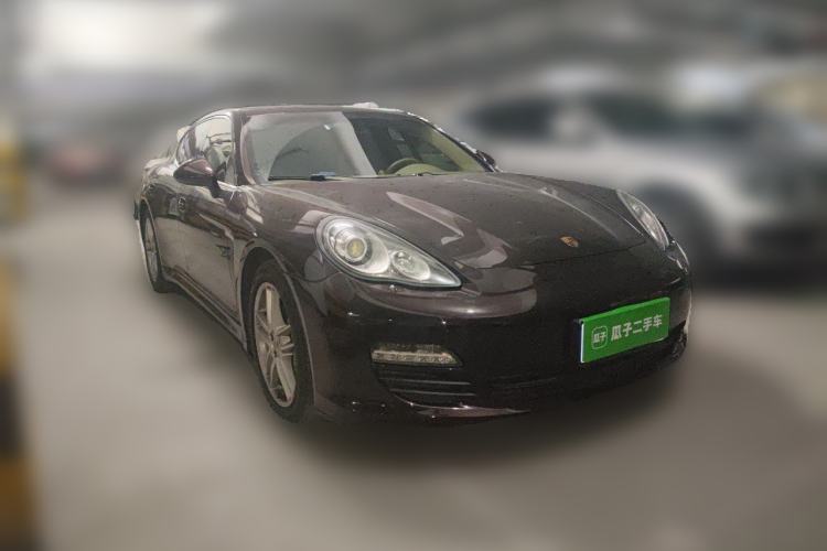 Used Porsche Panamera 2010 Panamera 3.6L Front Right 45 Deg