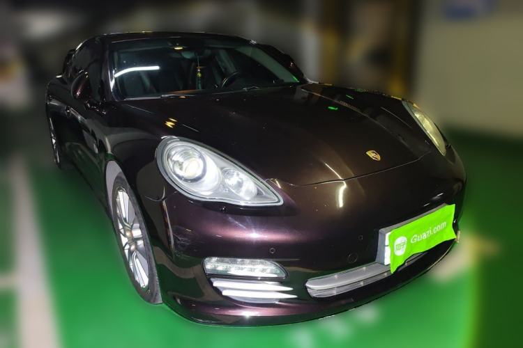 Used Porsche Panamera 2010 Panamera 3.6L Front Right 45 Deg