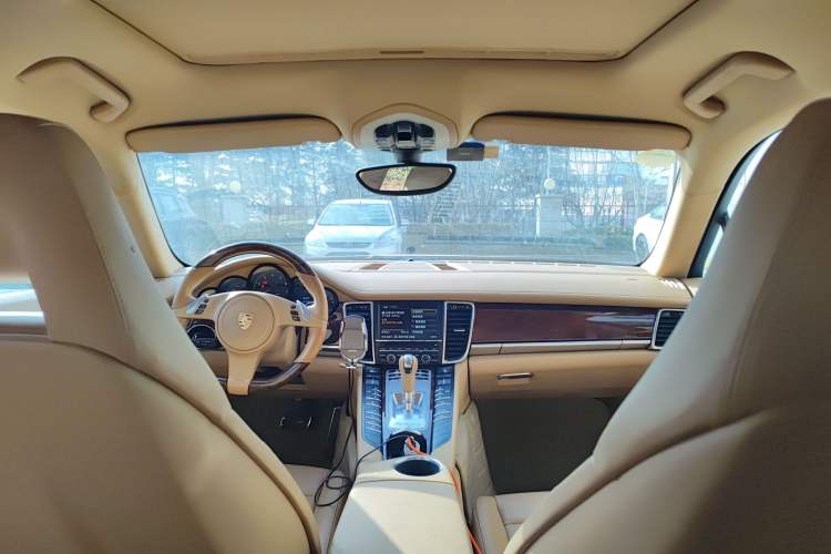 Used Porsche Panamera 2010 Panamera 4 3.6L Headliner