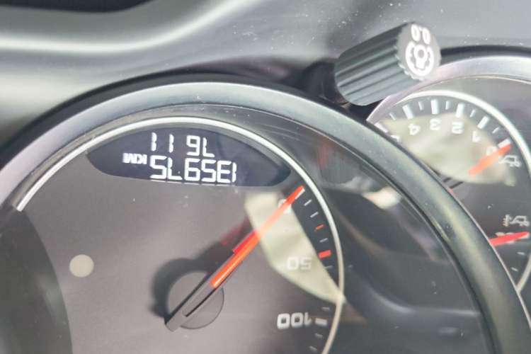 Used Porsche Panamera 2010 Panamera 3.6L Odometer Close Up