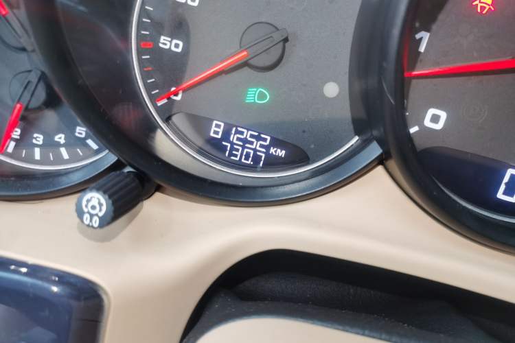 Used Porsche Panamera 2010 Panamera 3.6L Odometer Close Up