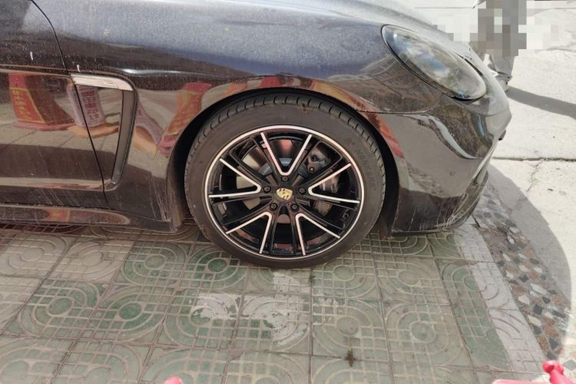 Used Porsche Panamera 2010 Panamera 3.6L Right Front Wheel Hub