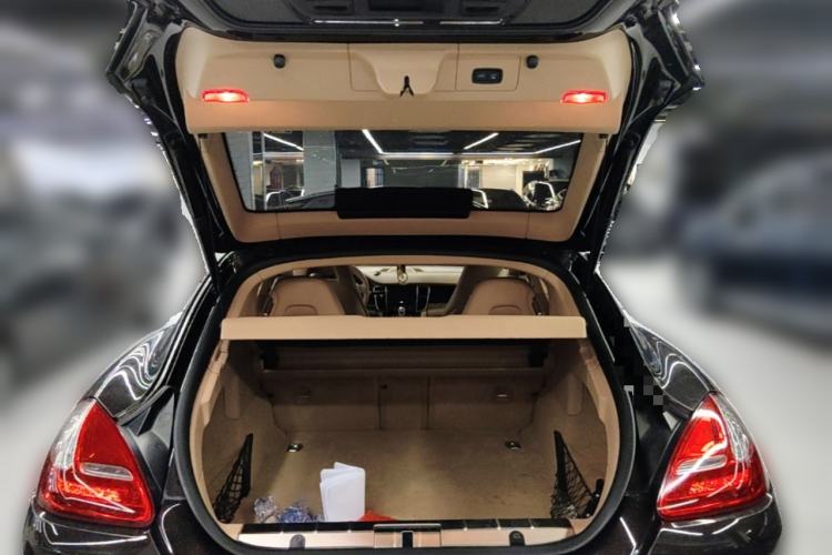Used Porsche Panamera  Trunk