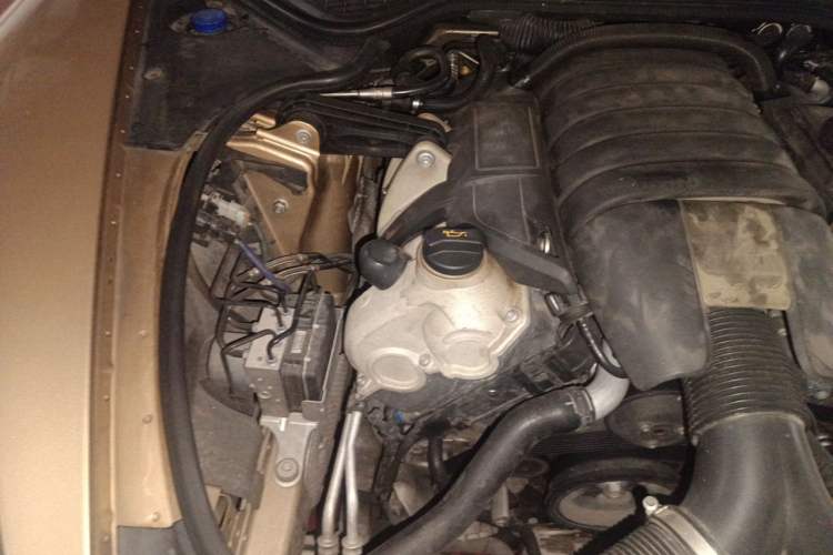 Used Porsche Panamera 2010 Panamera 4 3.6L Engine Bay Right