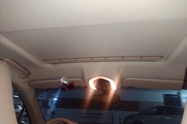 Used Porsche Panamera 2010 Panamera 4 3.6L Headliner
