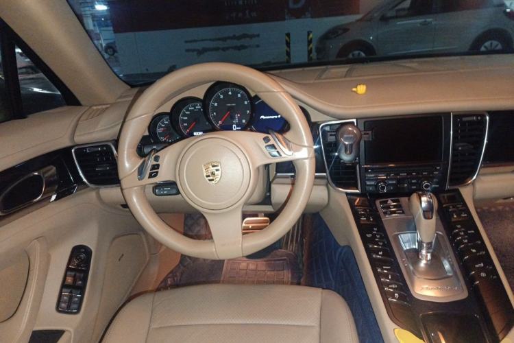 Used Porsche Panamera 2010 Panamera 4 3.6L Steering Wheel