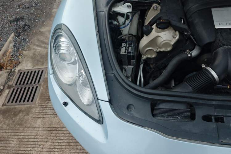 Used Porsche Panamera 2010 Panamera 3.6L Engine Bay Right