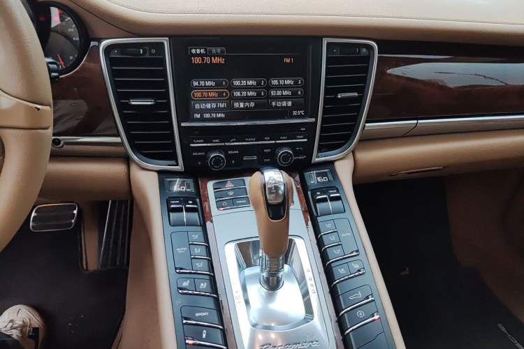 Used Porsche Panamera 2010 Panamera 3.6L Audio And AC Panel
